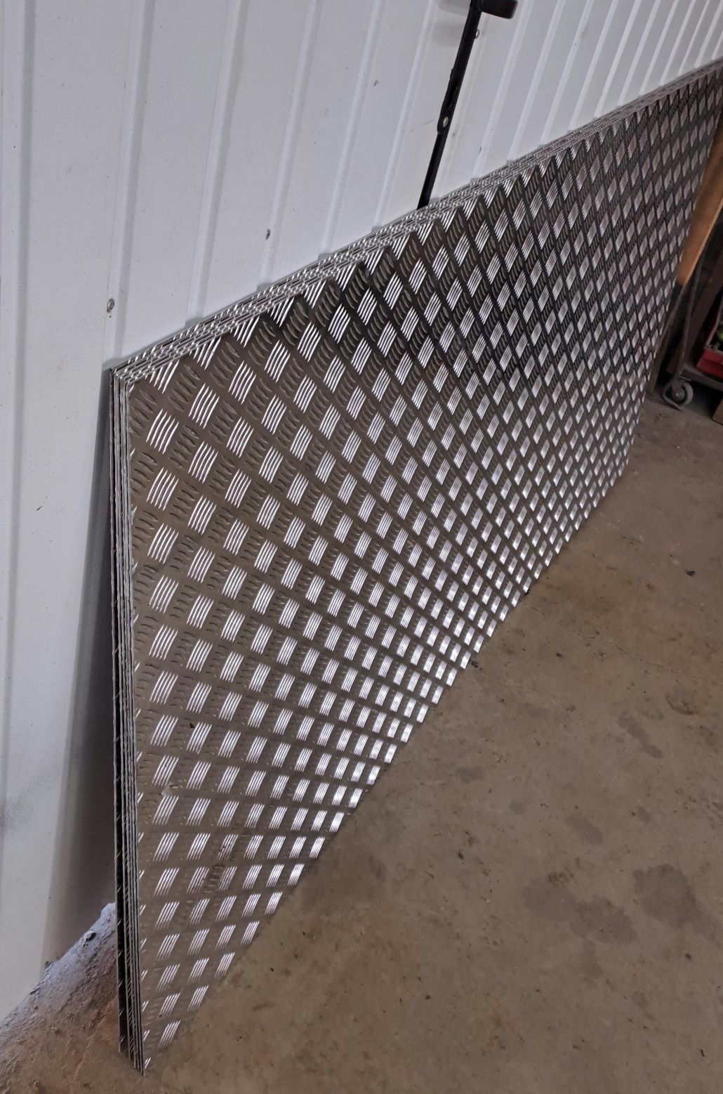 Aluminiowa blacha ryflowana 200x100x3 ryfel łezka NOWA