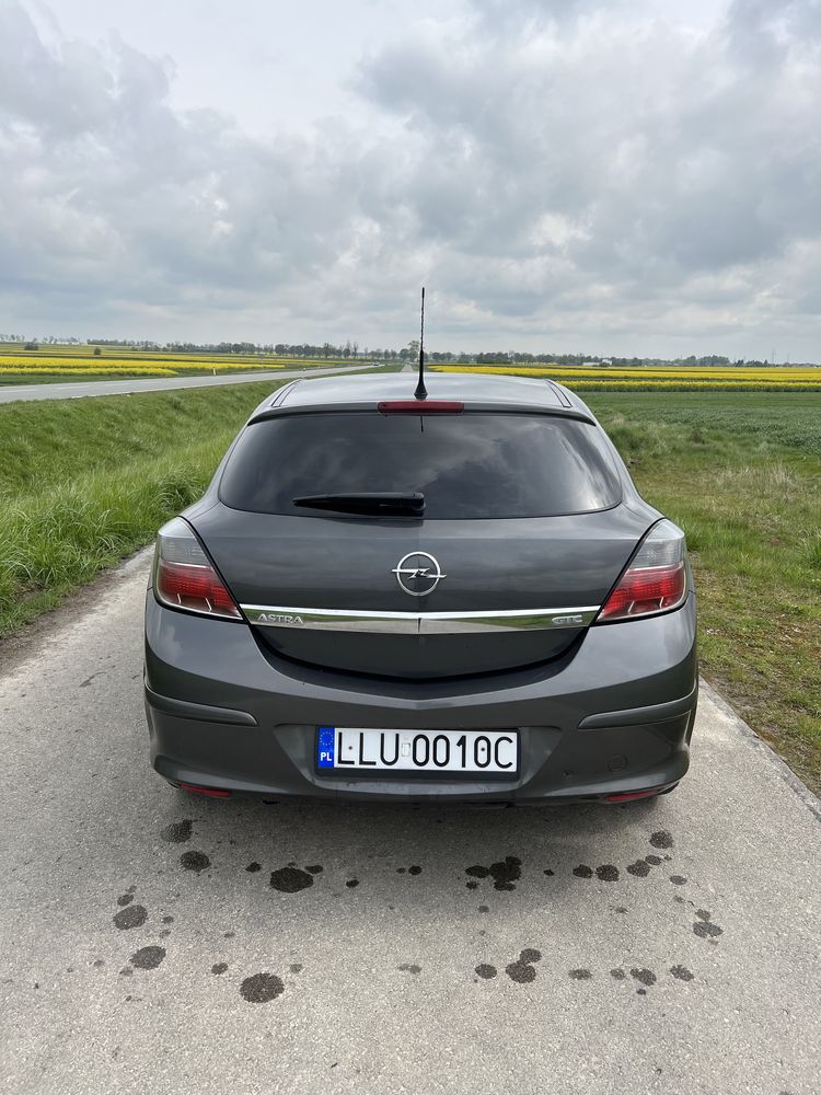 Opel Astra GTC 1.6 LPG