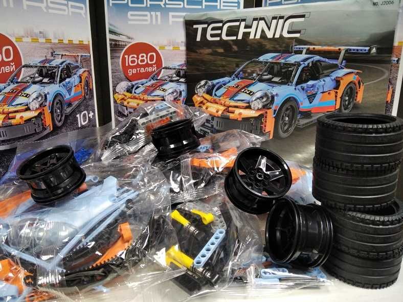 Конструктор Technic PORSCHE 911 Martini Racing на 1680 деталей ‼️НОВИЙ