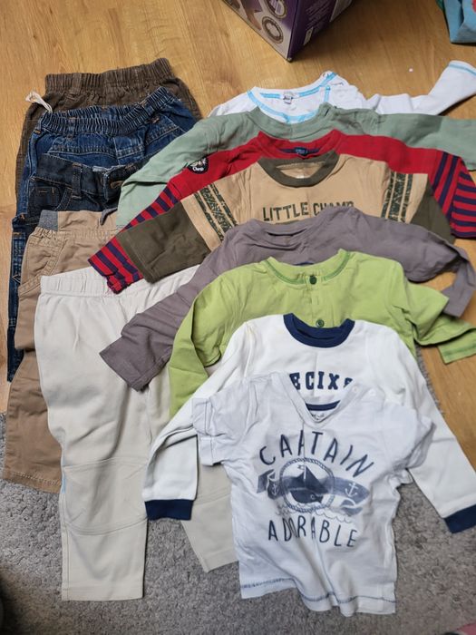 Ubranka chłopięce r.80