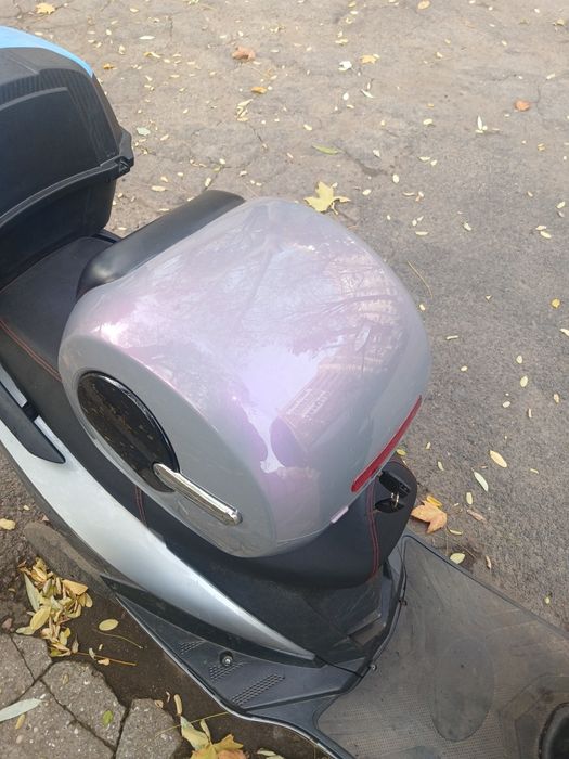 Кофр для мопеда.