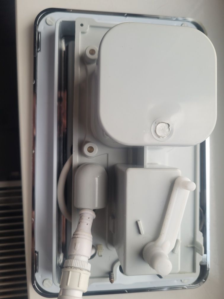 JAPAR przycisk spłukujący do WC elektryczny biały