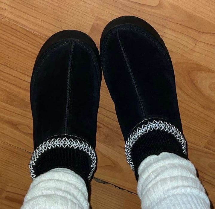 Продам уггі «Frisa”