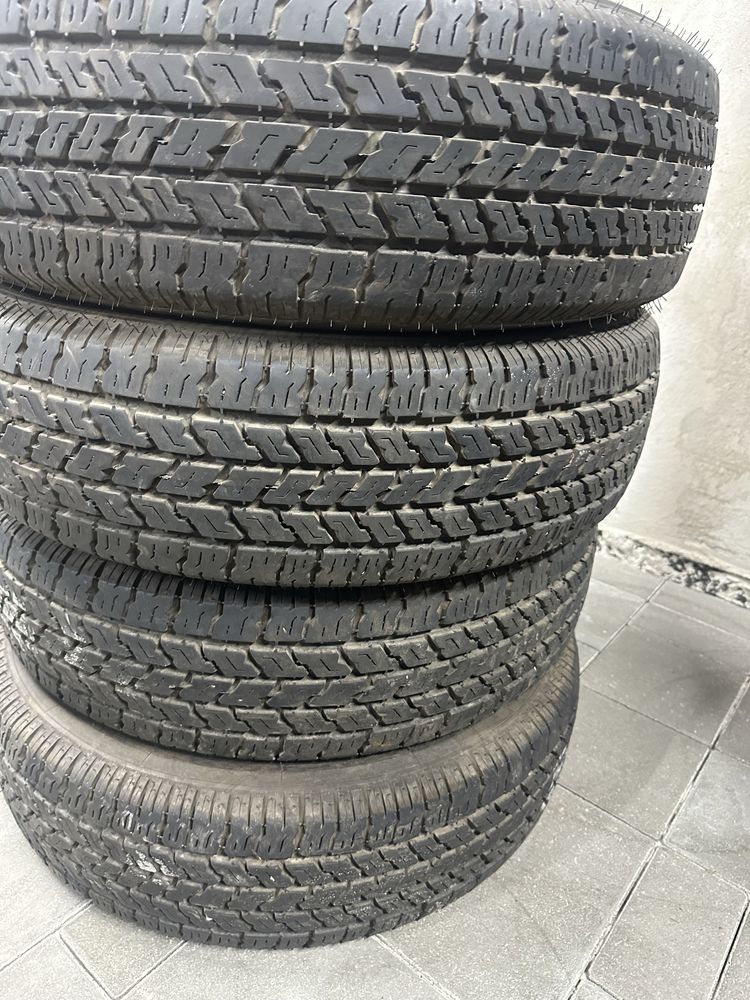 Шини всесезонні 225/75/15
