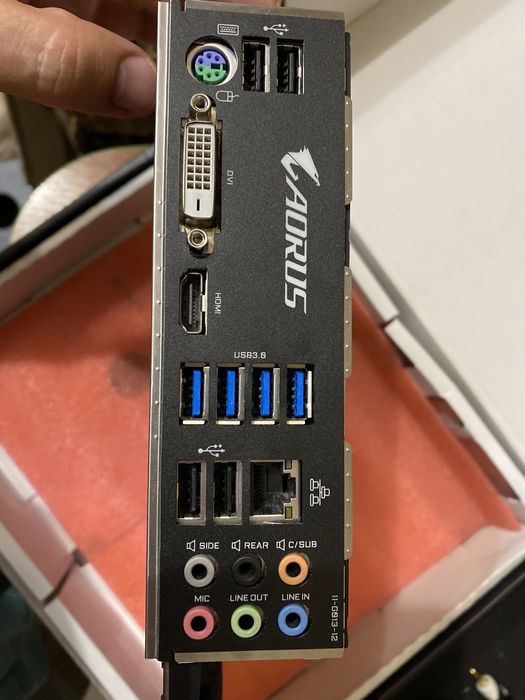 Материнська плата Gigabyte B450 Aorus Elite V2 AM4 материнская плата