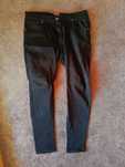 Poszarpane czarne spodnie urban flavours elastyczne, skinny, slim M