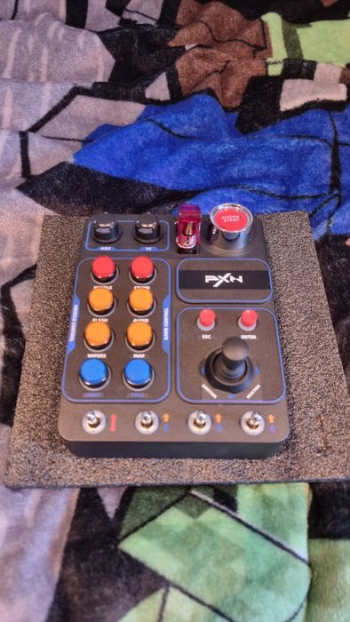 pXn CB1+kierownica logitech G29