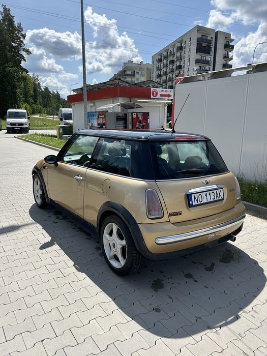 MINI Cooper 1.6 Benzyna (2004)