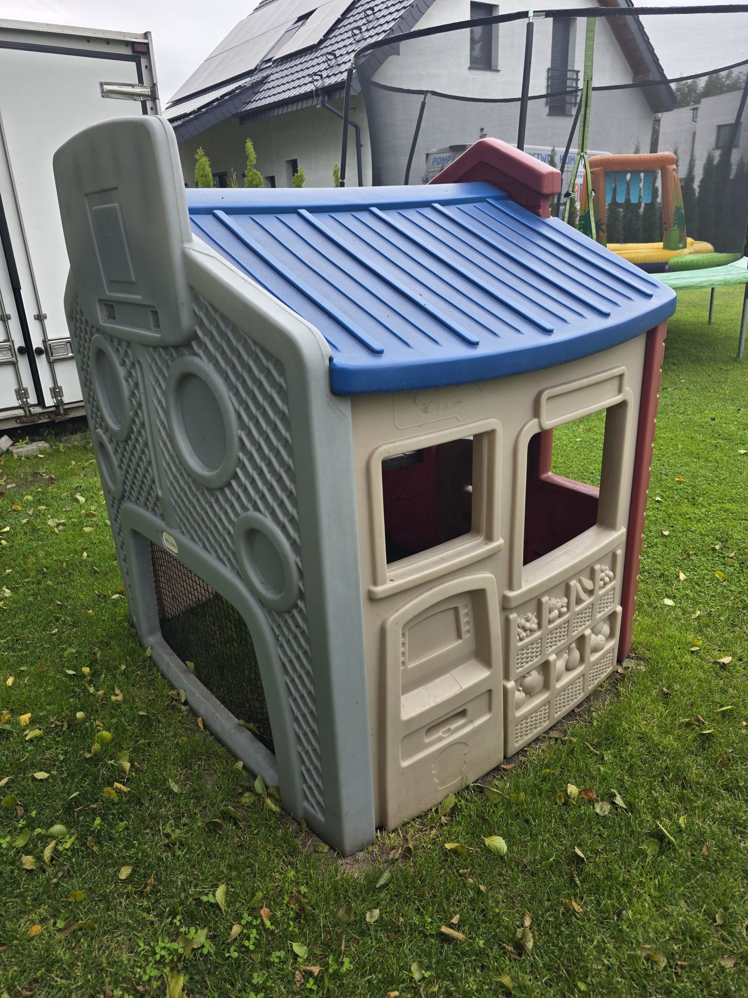Domek dla dzieci little tikes