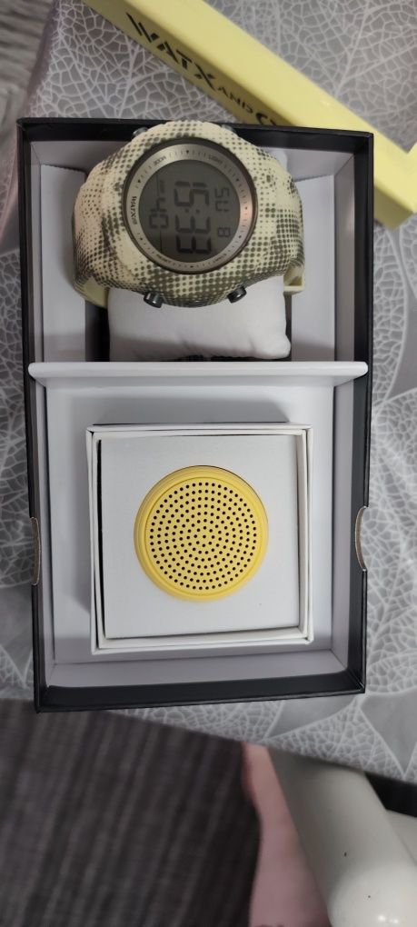 Relógio Watx and Co Digital Smart Amarelo com Coluna Incluida
