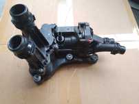 VW TIGUAN II 2.0 TDI OBUDOWA TERMOSTATU 05L121111Q