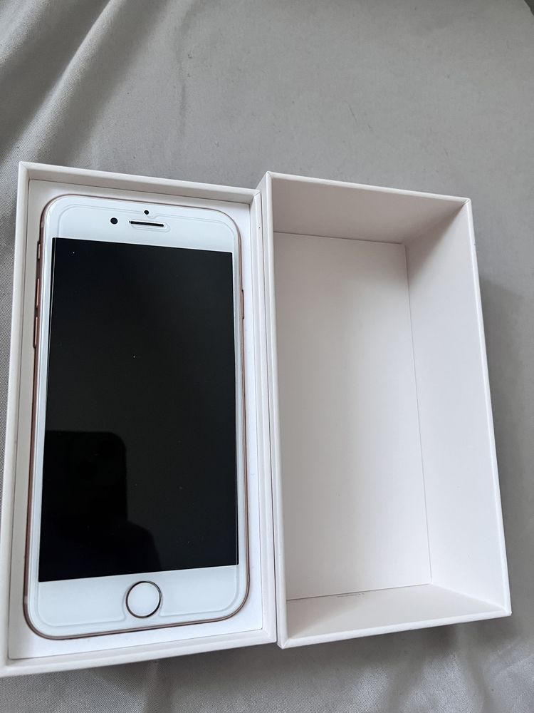 iPhone 8 64 GB Rosegold