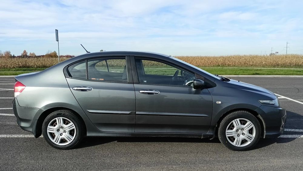 Honda City Z polskiego salonu, niski przebieg