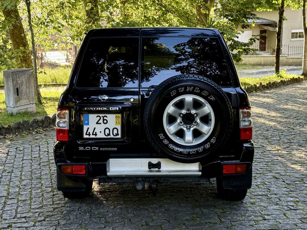 Nissan patrol gr y61