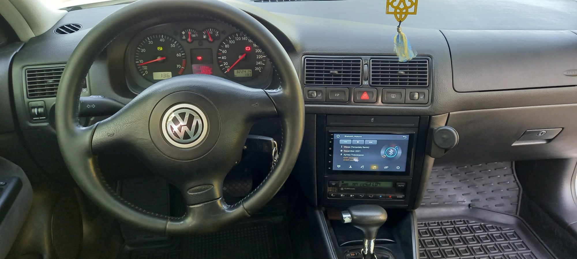 Golf 4 2.0i газ/бензин