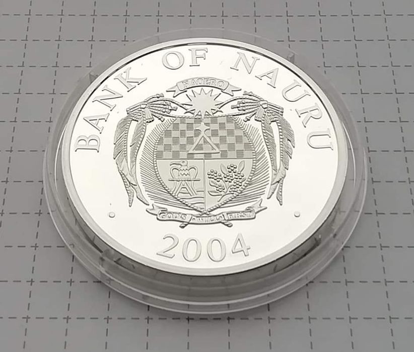 Науру 10 $ 2004р. Срібло з позолотою. Пам'ятки. Рідкісна. ПРУФ!