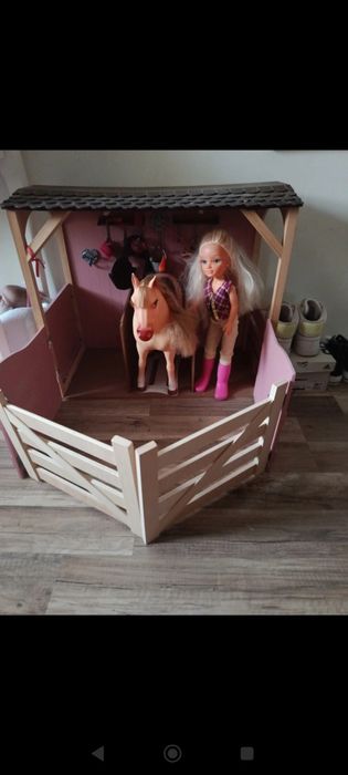 Estábulo para brincar
