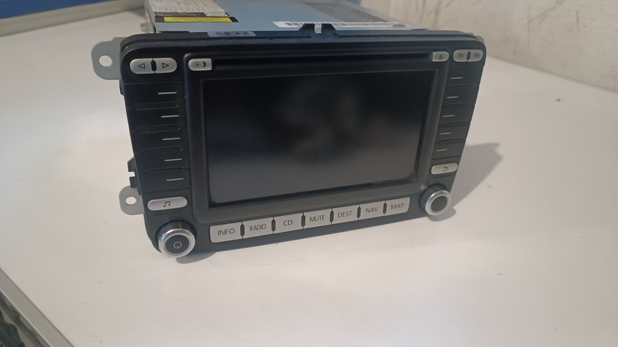 Radio VW Nawigacja MFD2 stan idealny, z kodem