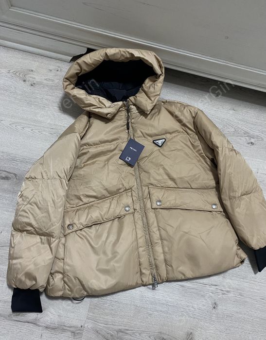 Пуховик Prada жіночий Зимова пухова куртка