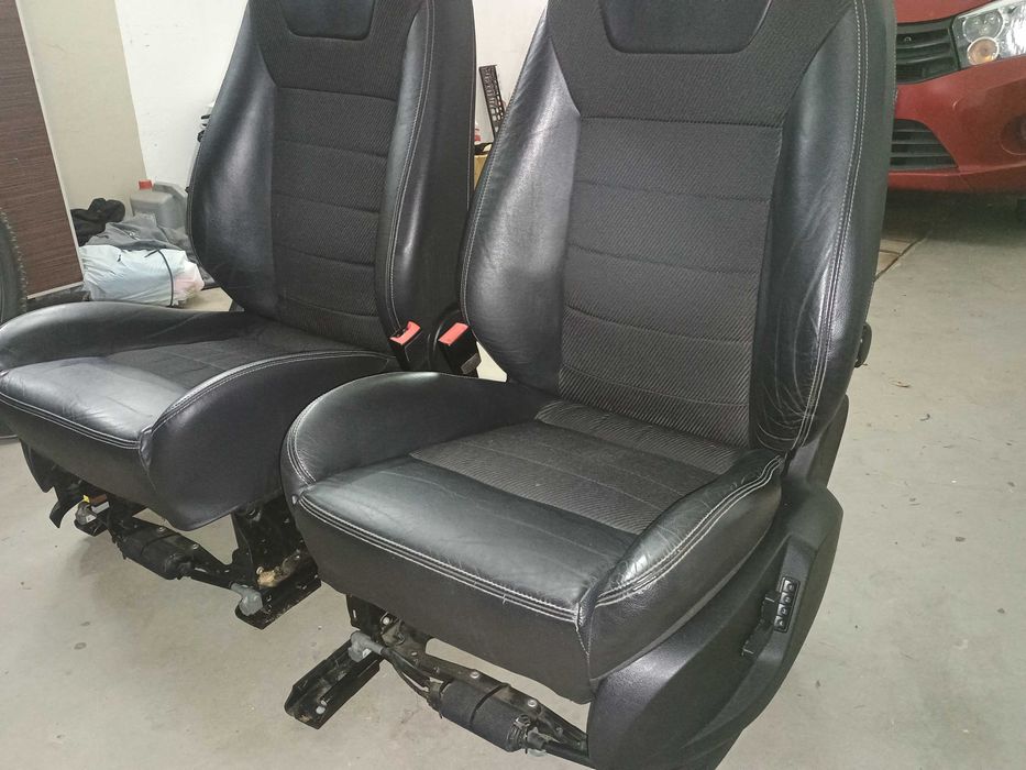 Fotele Ford S-Max MK1 lift