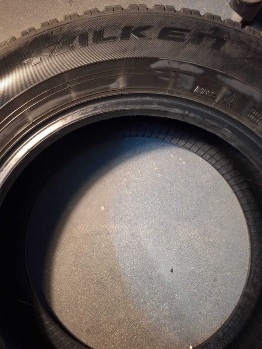 Opony zimowe 215/70R16 100H Falken 2 sztuki