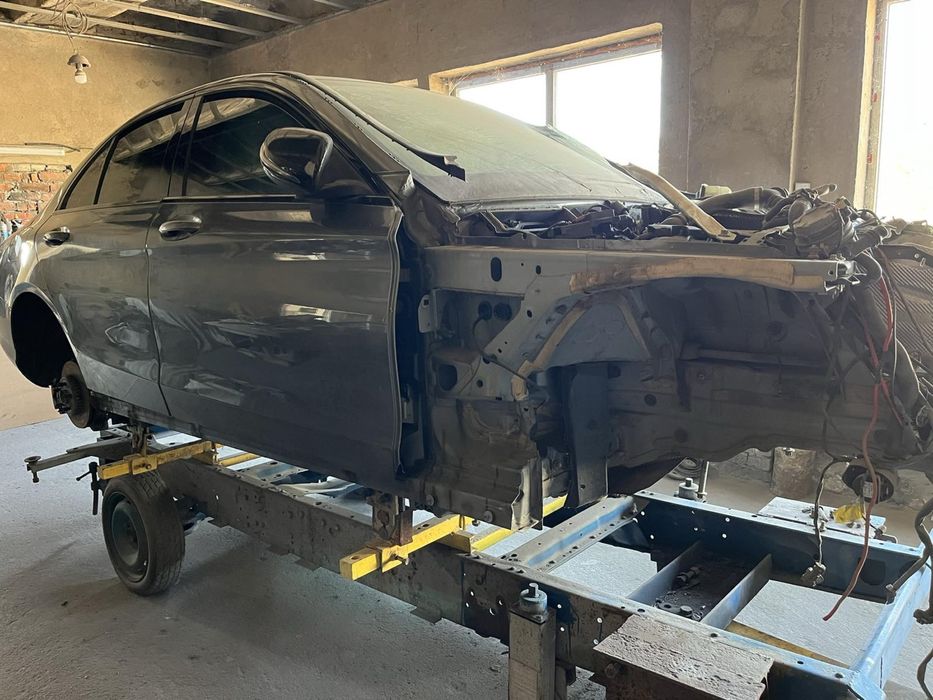 Продам Merceges-Benz C-Class 2019