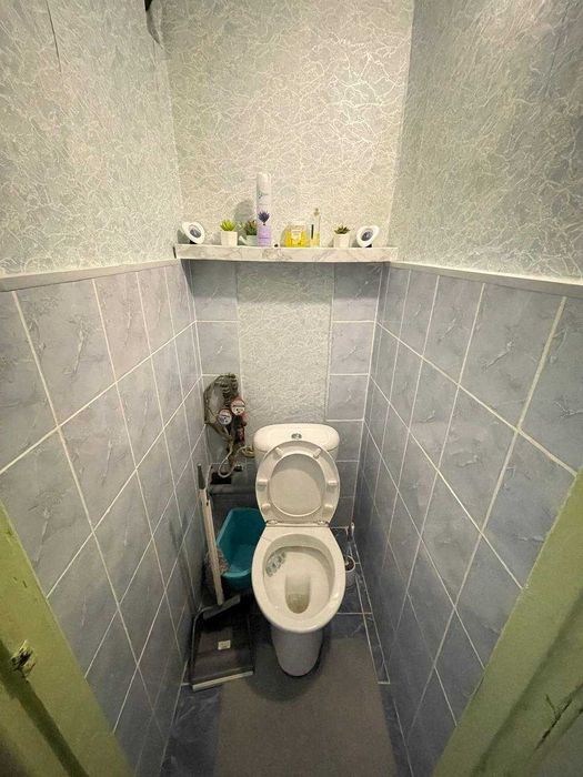 Сдам трикімнатну квартиру біля метро дарниця лівий берег