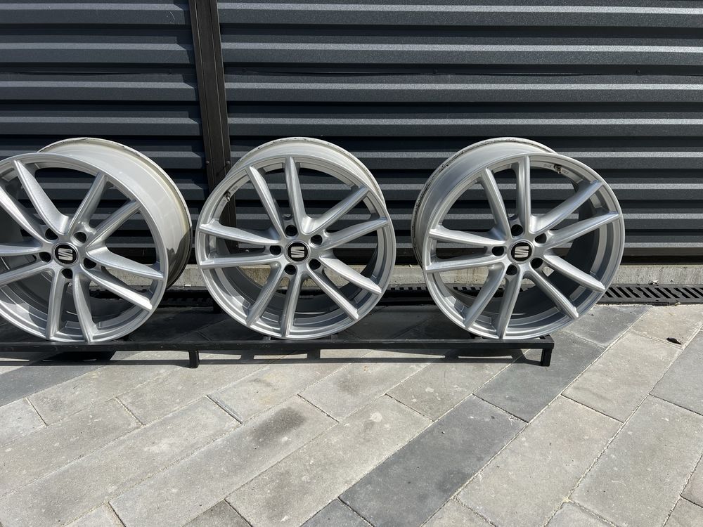 Диски 18R 5x112 8J ET40 Dia 66.6x57.1 Audi Skoda Seat Mercedes VW