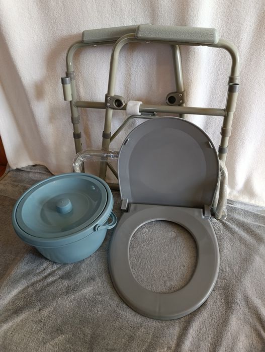 Krzesło toaletowe składane