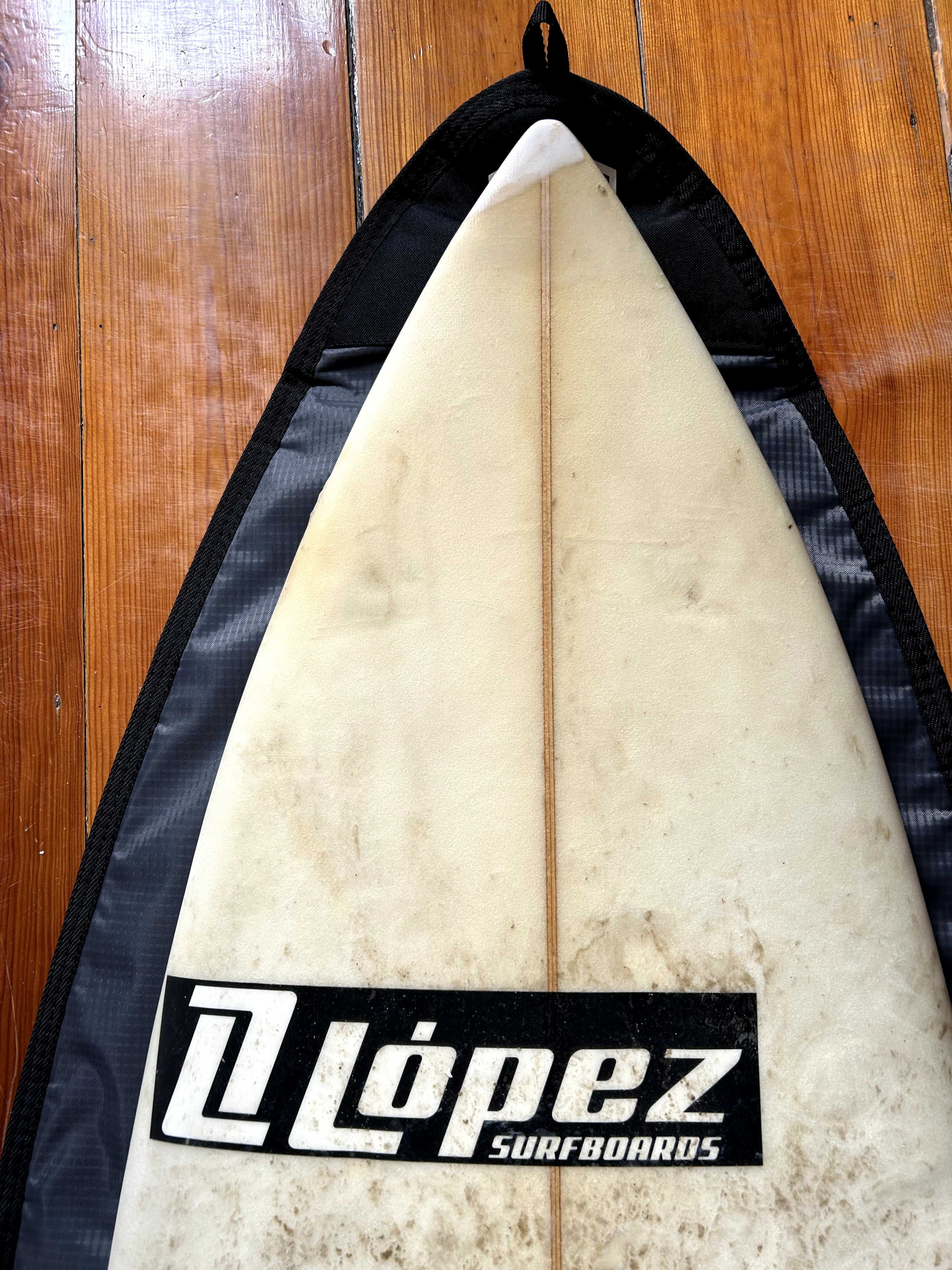 Surfboard / Prancha de surf