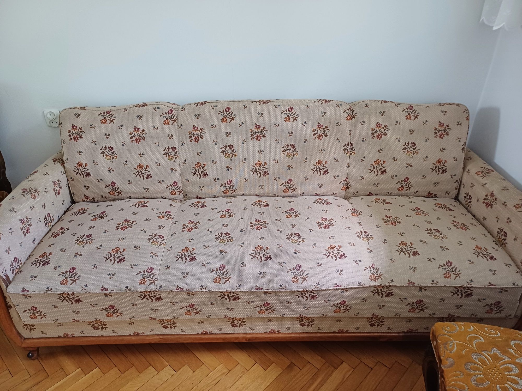 Sofa wersalka " Ludwik " Vintage