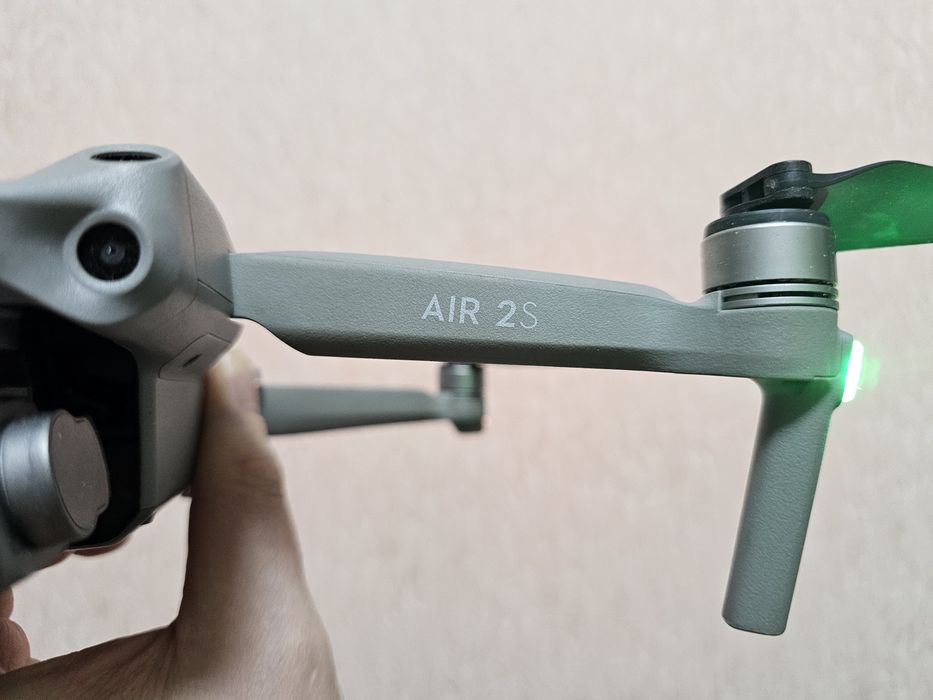 Dji air 2s в идеальном состоянии с комплектом