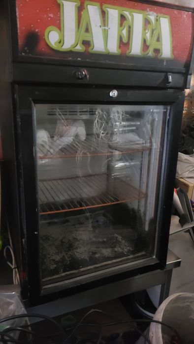 Продам холодильник маленький