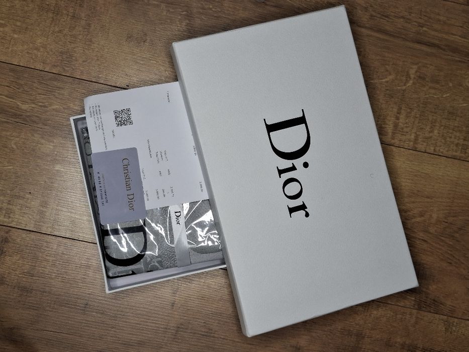 Piękny Szal / Chusta / DIOR