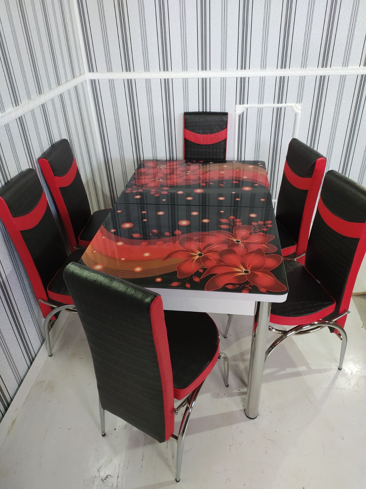 Обеденный стол раздвижной кухонный+4(6) стульев. Есть опт, дроп