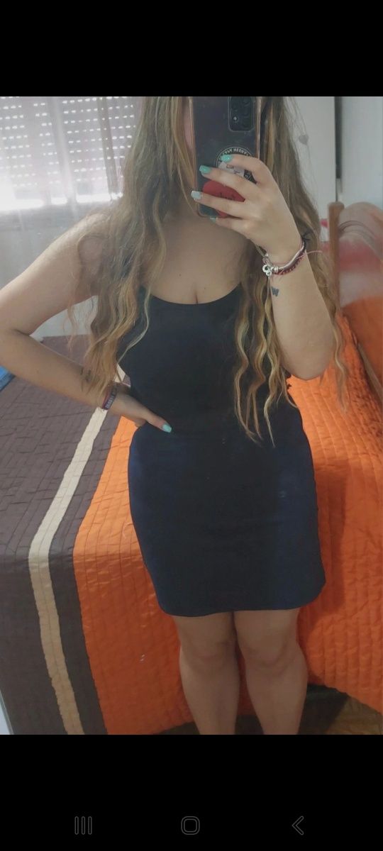 Saia azul escura curta tamanho S