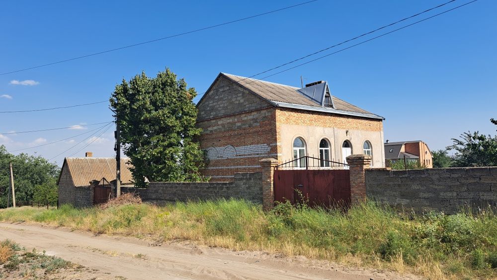Продаю 2 дома в одном дворе.  Харчатовка Святониколаевка Мешково-Погор
