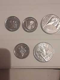 Монеты номиналом 10 гривен.