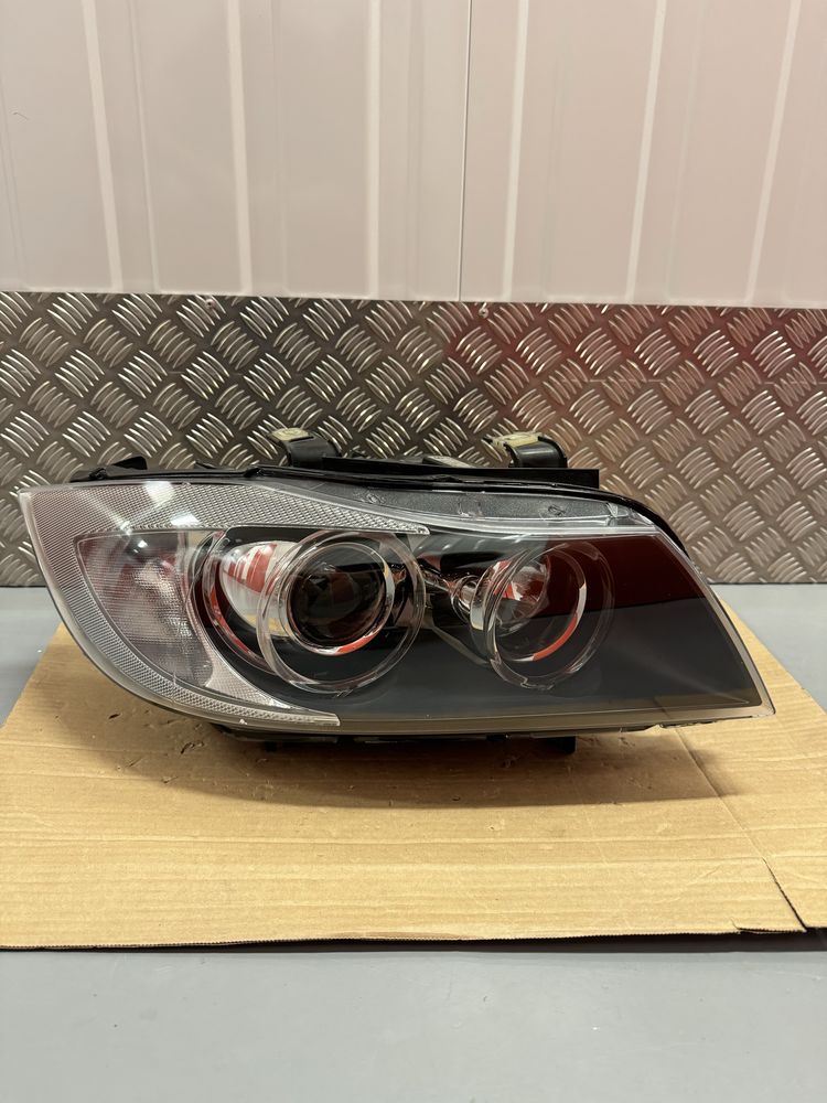 Prawa lampa BMW E90 E91 BI XENON NIESKRĘTNY Reflektor prawy EU