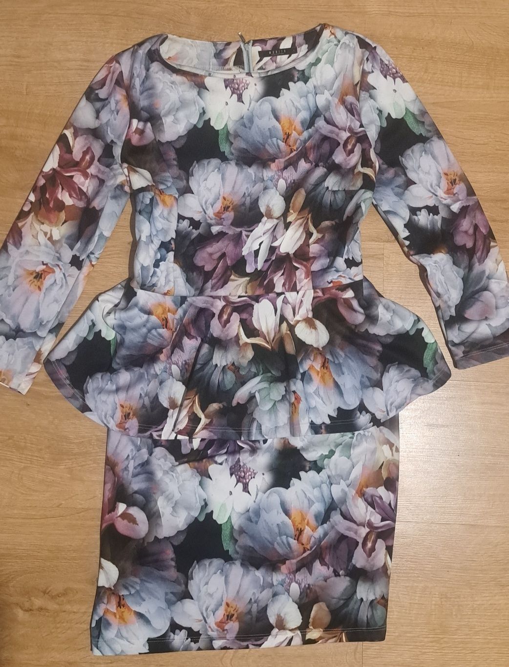 Mohito sukienka w kwiaty M/L 38