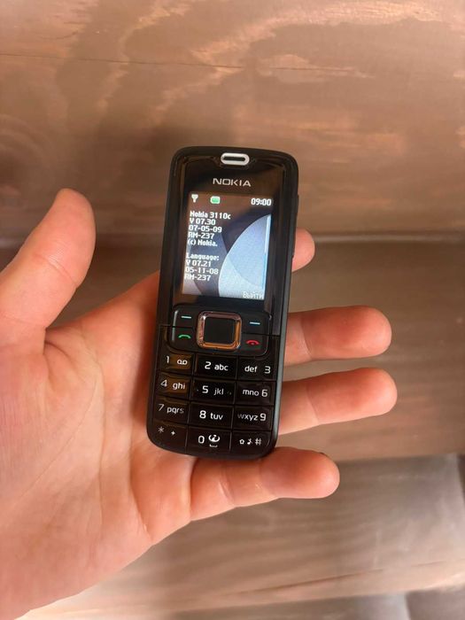 Мобильный телефон Nokia 3110 – легендарная классика (новый оригинал)