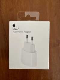 Продам сетевой адаптер Apple USB-C 20W White.