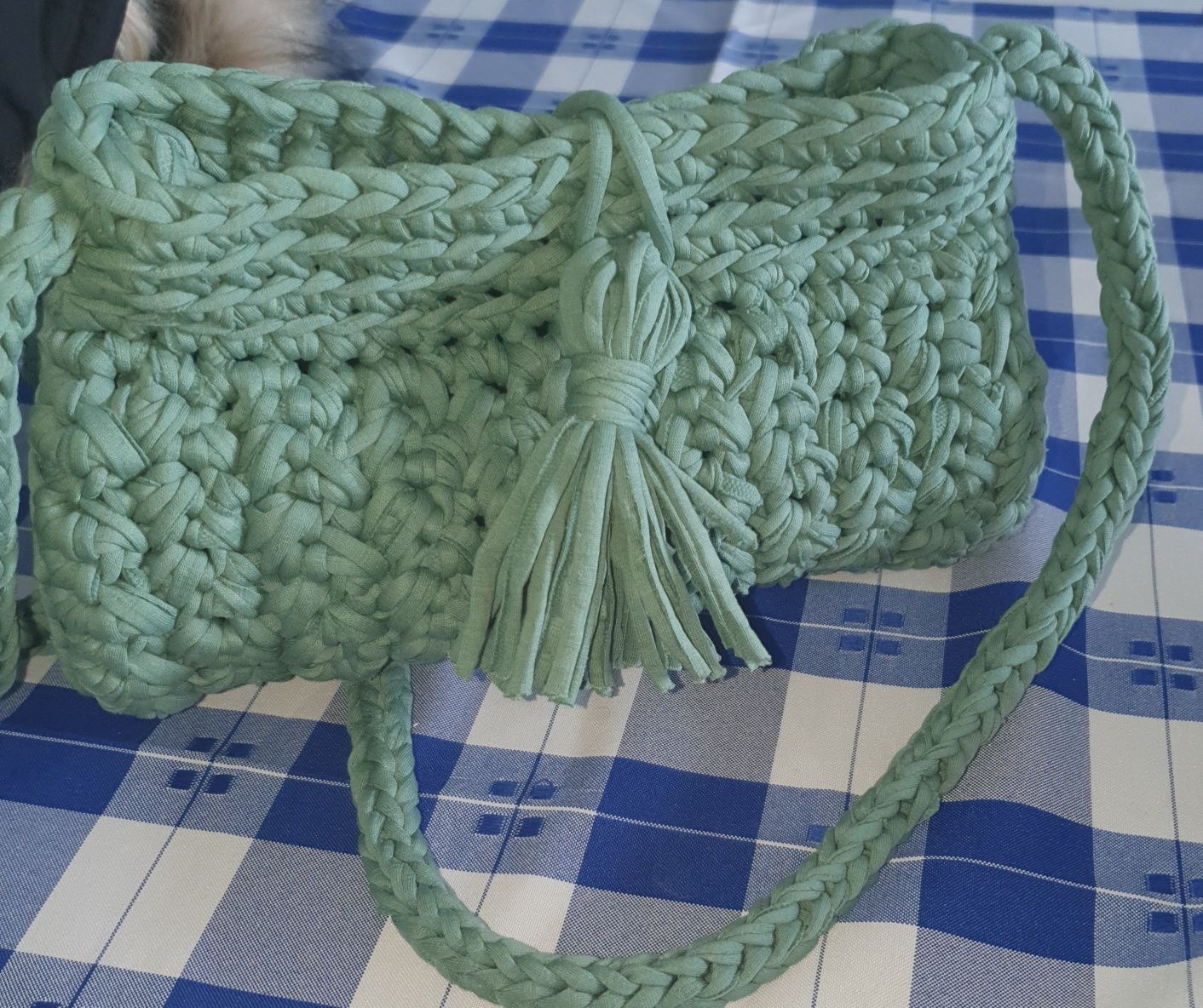 Bolsas de croche  com fios de malha