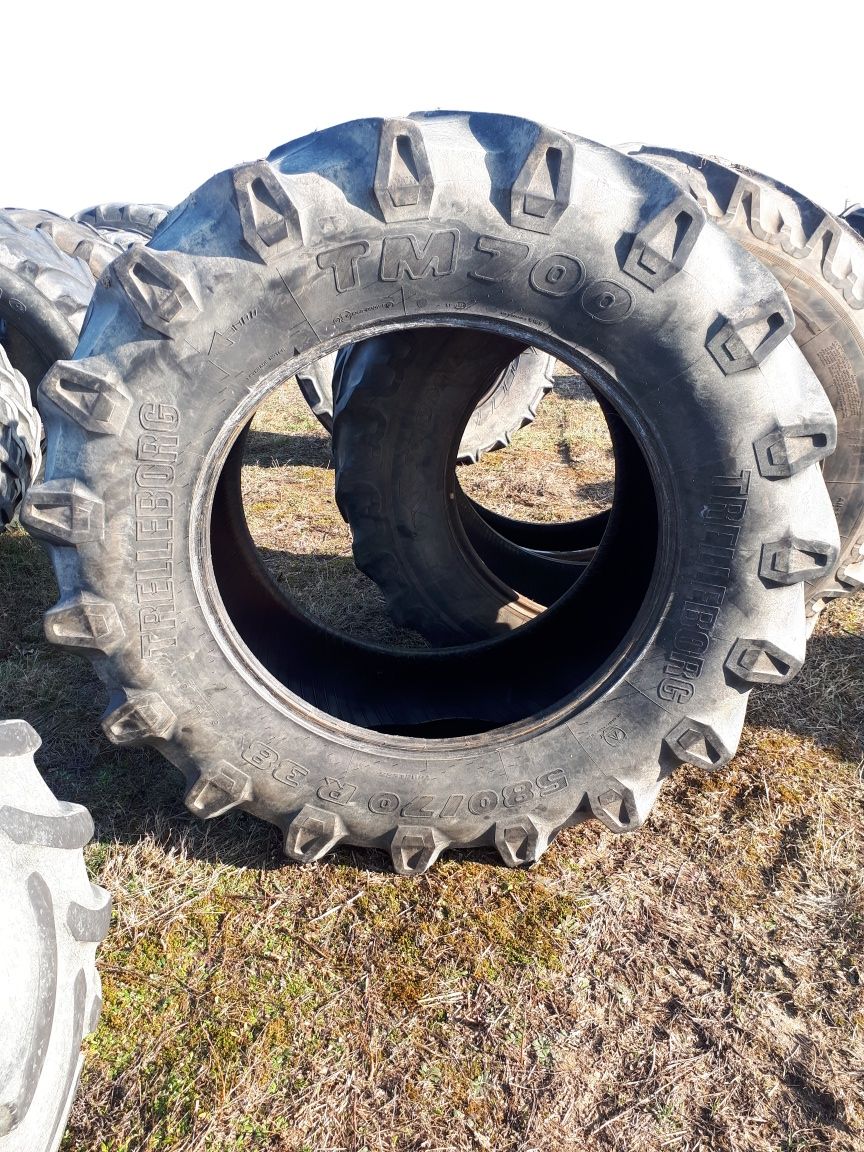 Opona TRELLEBORG TM 700 580/70 R - 38 Wzmocniona Zdrowa Cała 20.8 520