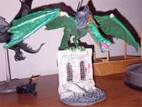 Miniaturas da Games Workshop e cenografia manufaturada