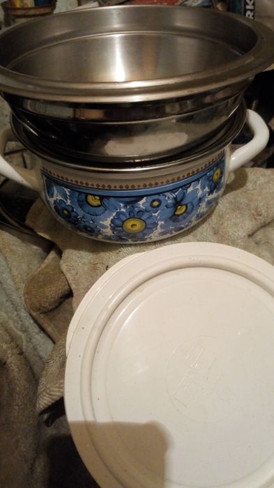 Продам   кастрюли  и  миски