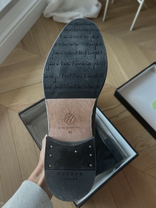 Sztyblety męskie skórzane Hudson London czarne za kostkę ręcznie szyte