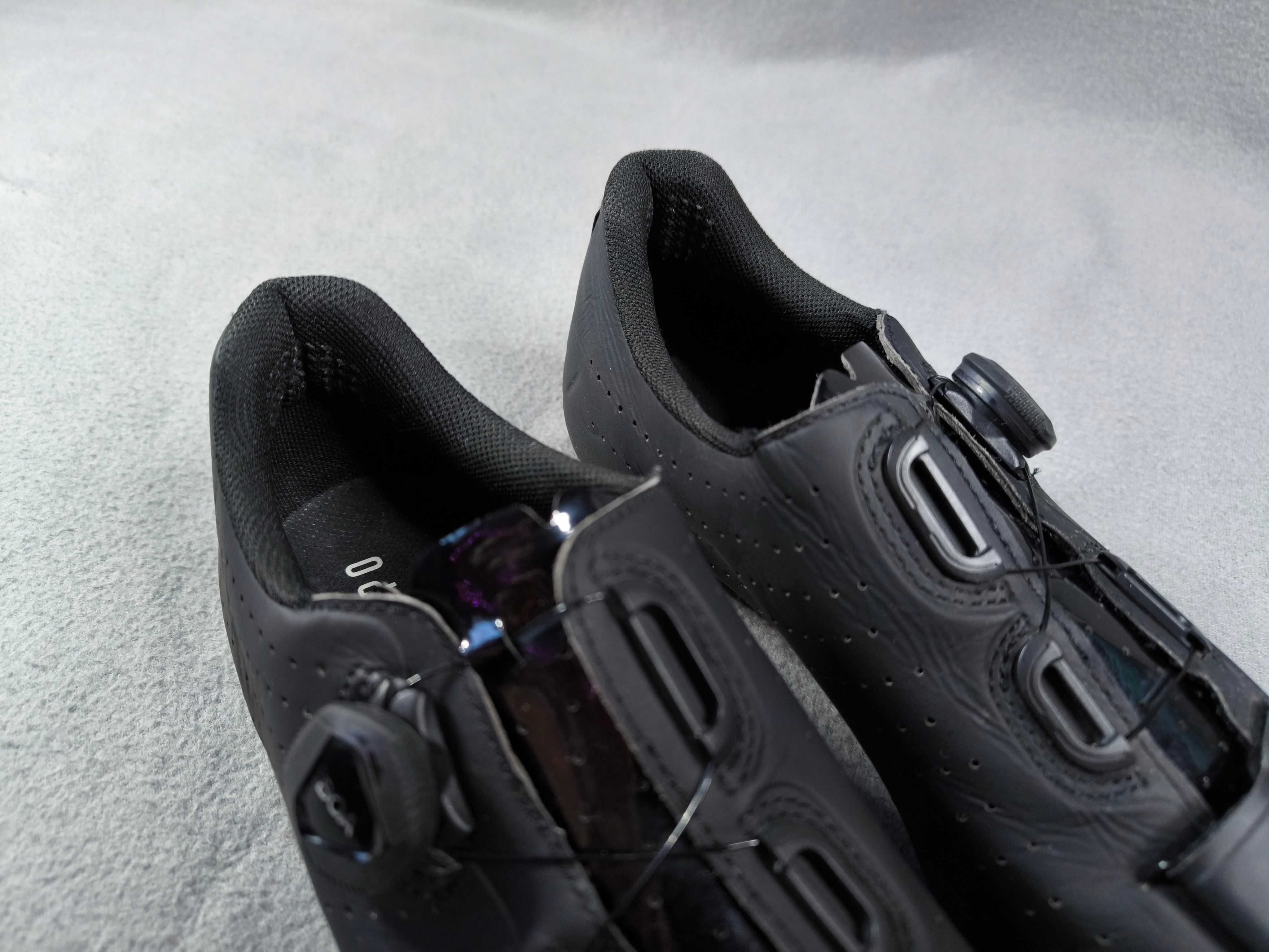 Шоссейные велотуфли Fizik R5 Tempo Overcurve, 42 (27см)