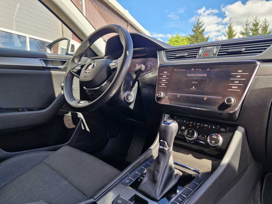 SKODA SUPERB 1.5 TSi / FA VAT 23% / LED/ CANTON/ I rej 2022  48.190km