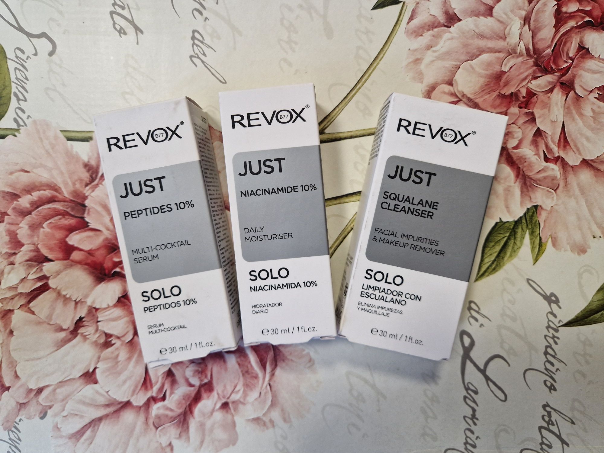 Revox kosmetyki zestaw peptydy niacynamid squalane cleanser